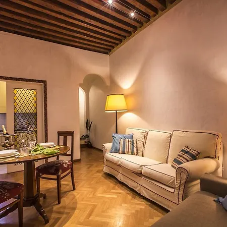 San Marco Boutique R&r
